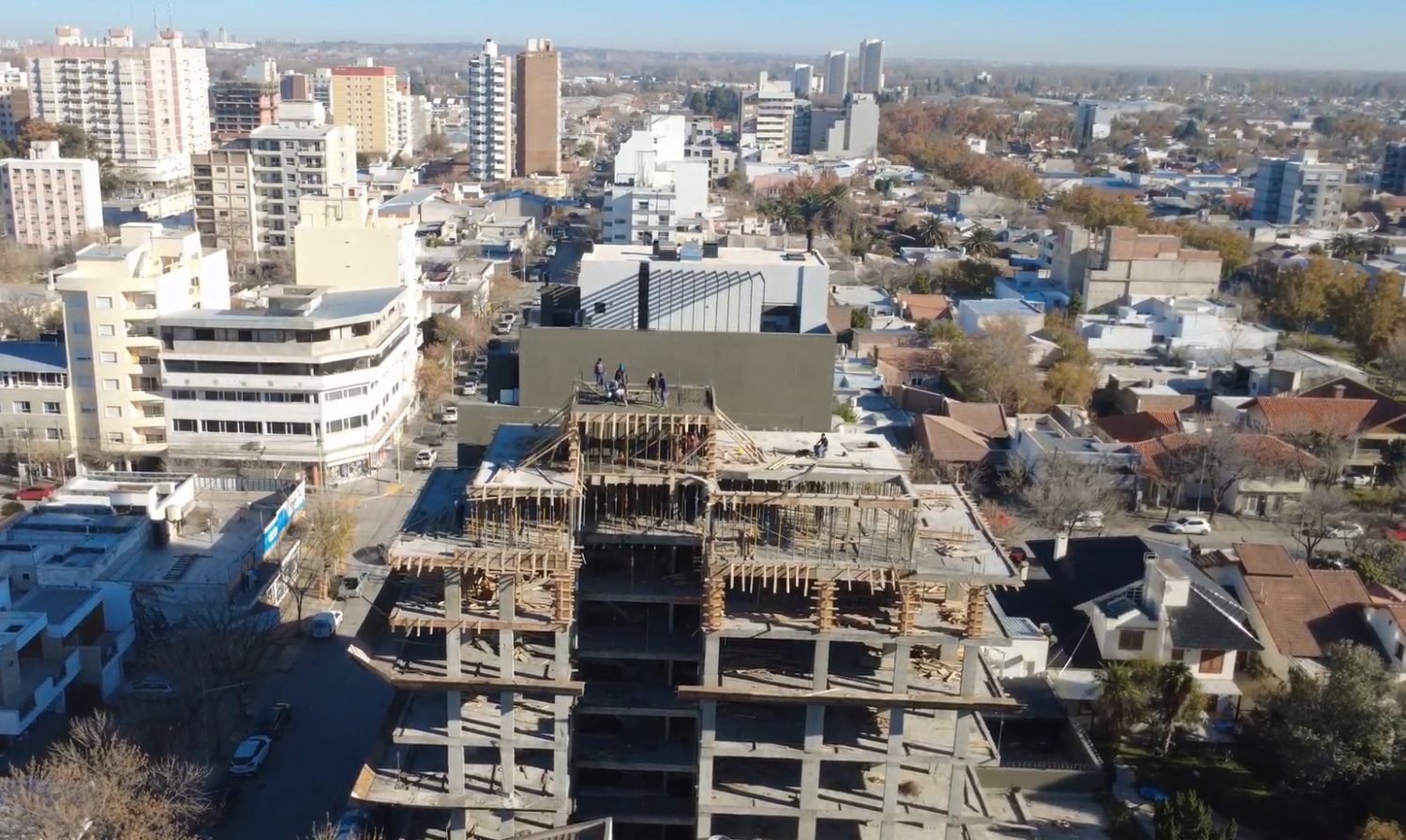 Avance de obra de L3 Cipolletti — octubre 2026