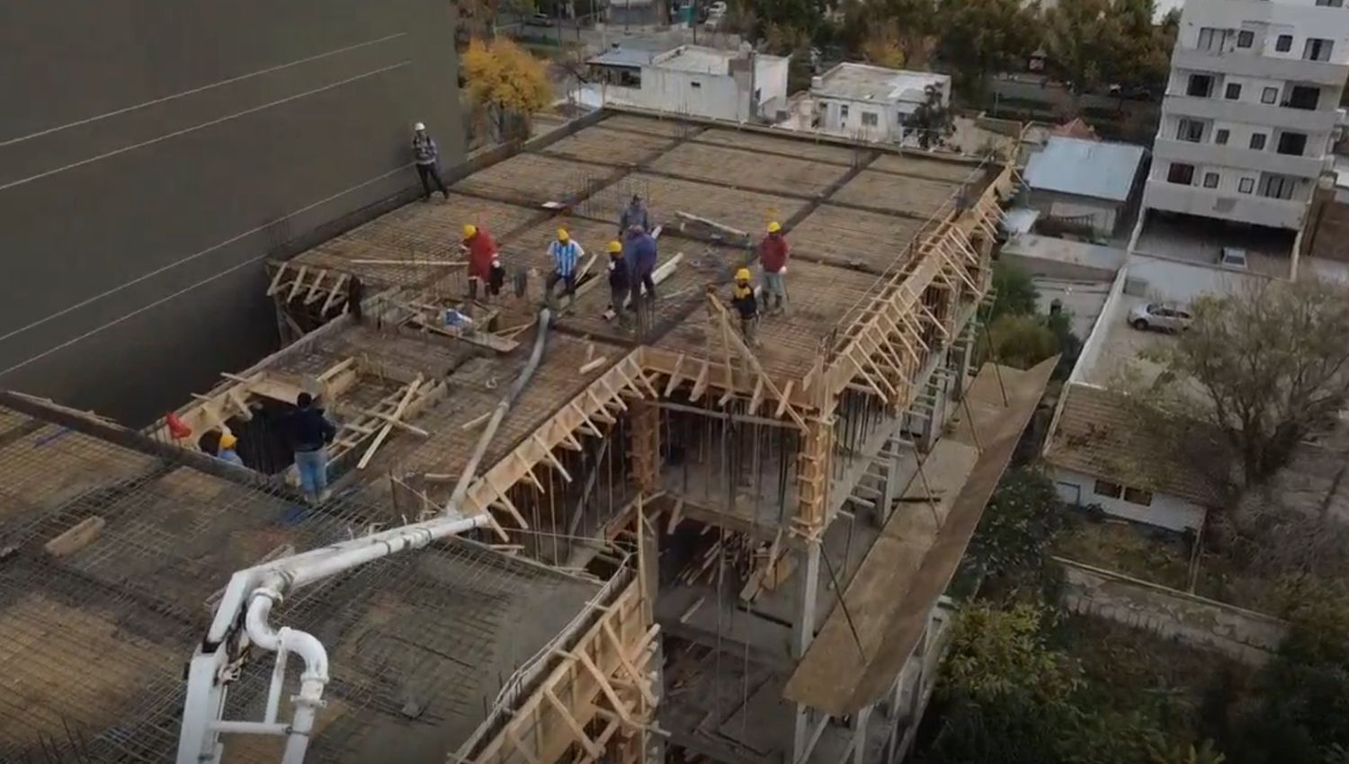 Avance de obra de L3 Cipolletti — octubre 2026