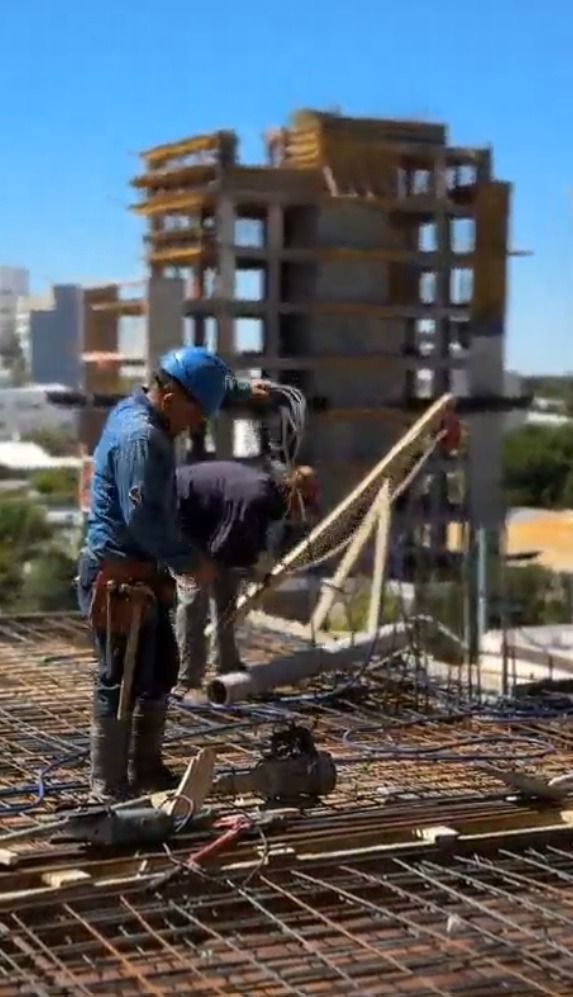 Avance de obra de L3 Cipolletti — octubre 2026