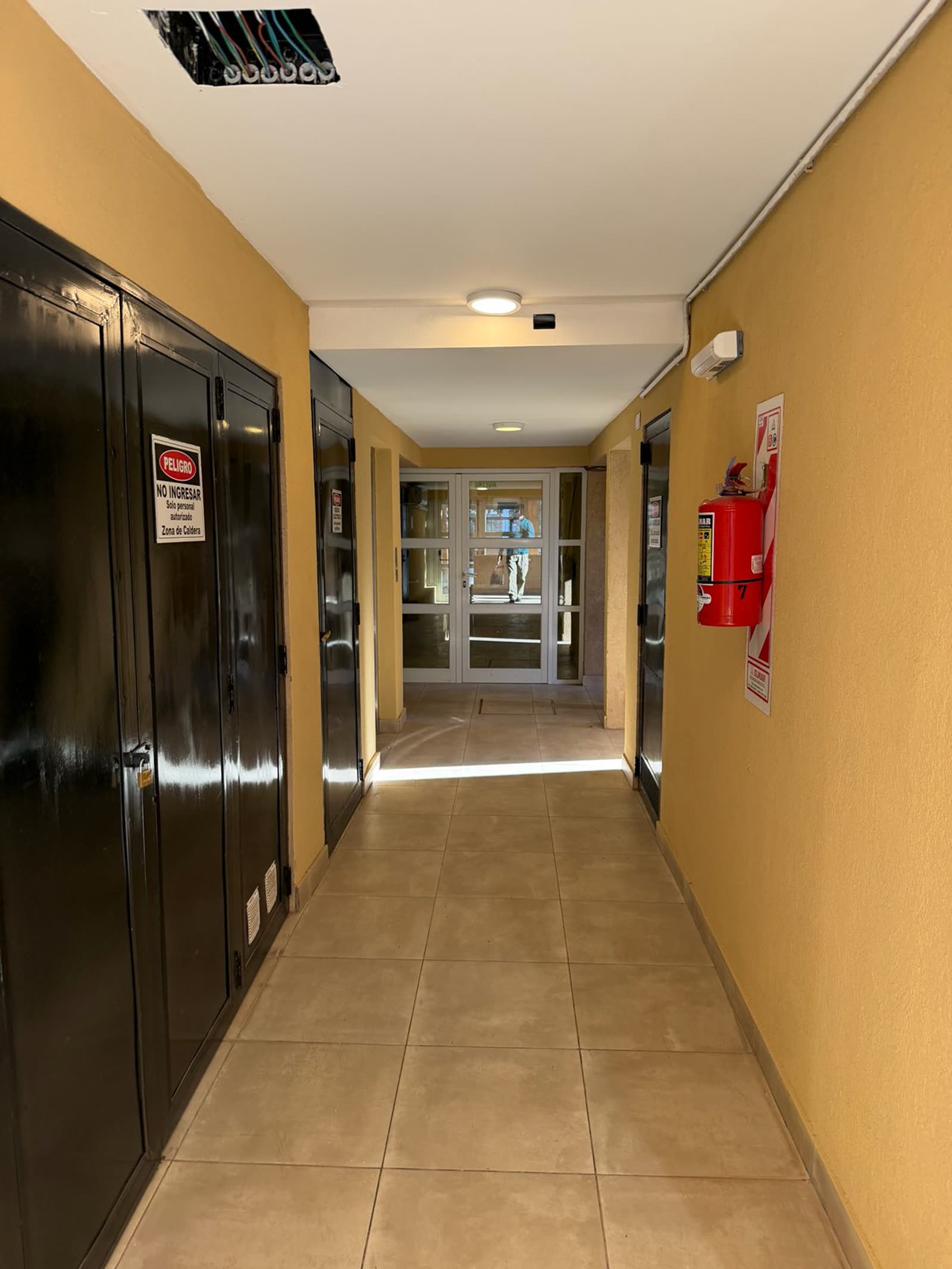 Hall interior — interior de Pampa III